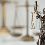 Dr. Jonatas Lucena alerta que adolescentes têm sido vítimas de perfis falsos que divulgam conteúdo íntimo sem consentimento.