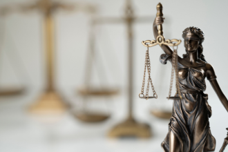 Dr. Jonatas Lucena alerta que adolescentes têm sido vítimas de perfis falsos que divulgam conteúdo íntimo sem consentimento.